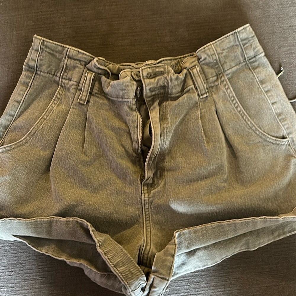 AE shorts